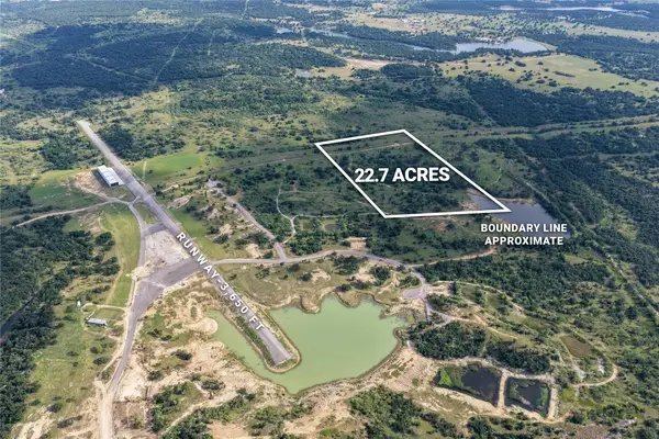 000 Runway Ct., Santo, TX 76472