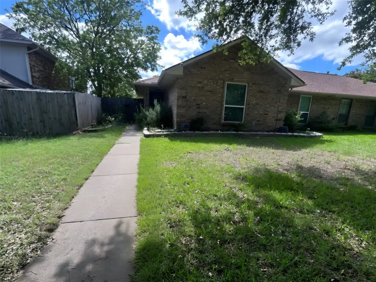 1613 Crescent Lane, Duncanville, TX 75137 - #1