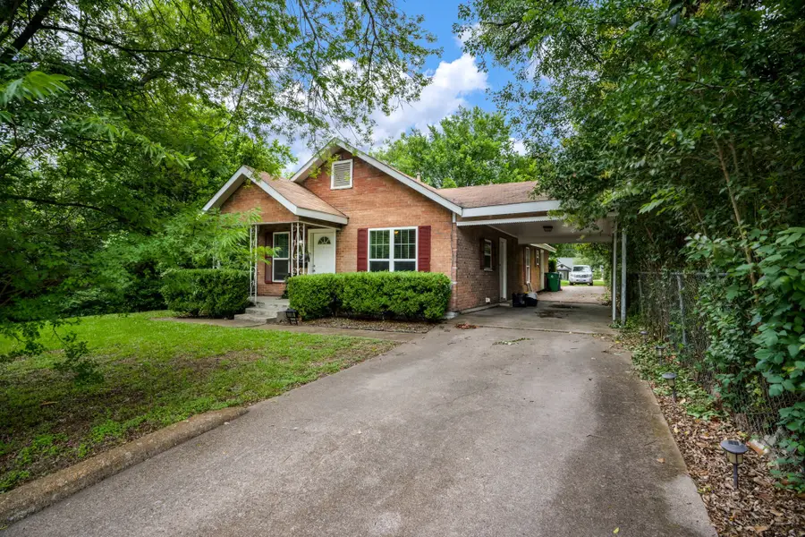 709 Dr Martin Luther King Jr Boulevard, Waxahachie, TX 75165 - #2