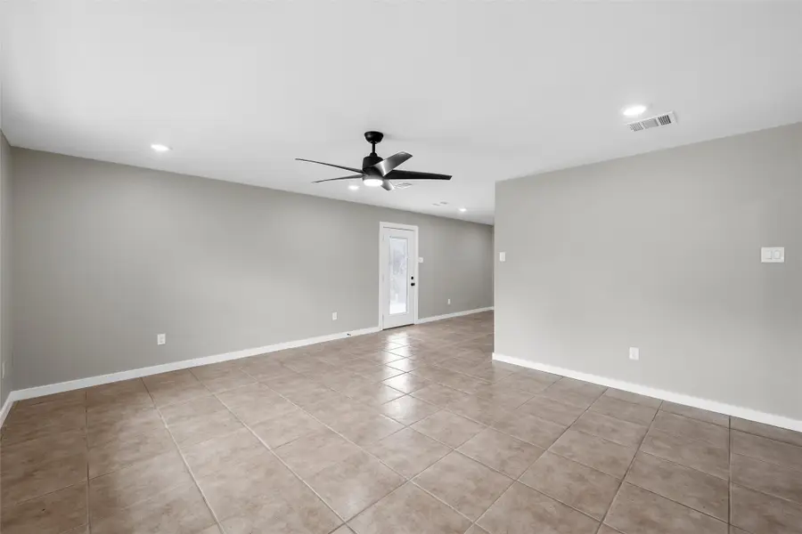 139 Cresthill Circle, Valley Mills, TX 76689 - #2