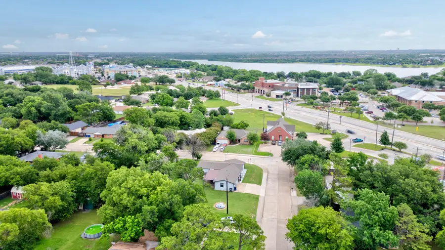 105 E Park Street, Little Elm, TX 75068 - #3