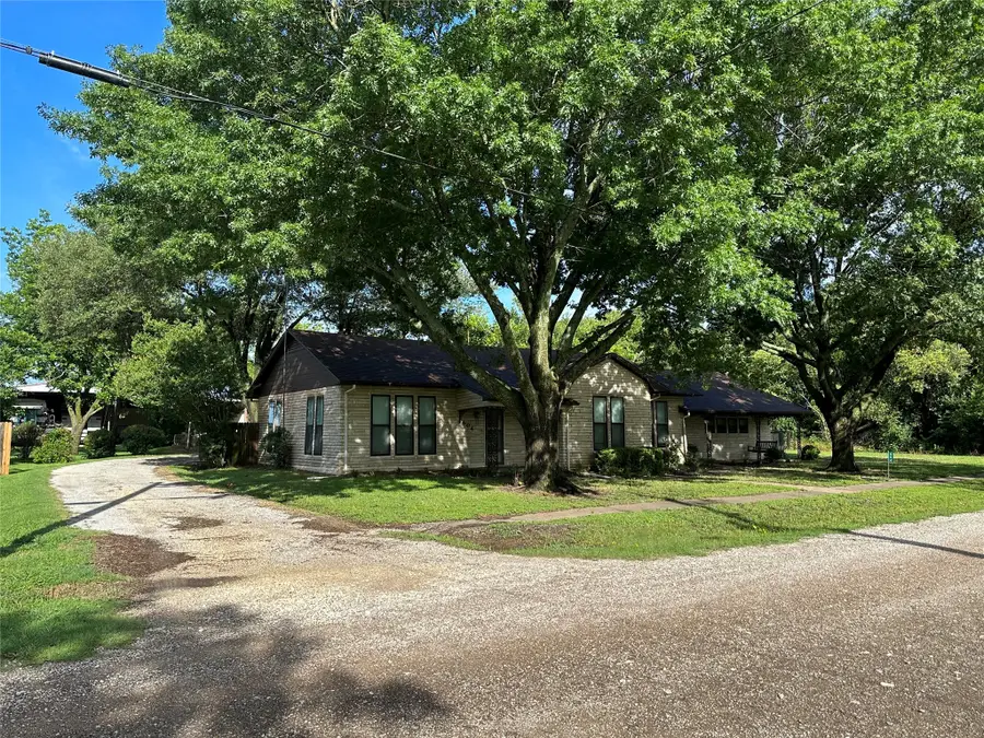 604 Harrel Avenue, Bynum, TX 76631 - #3