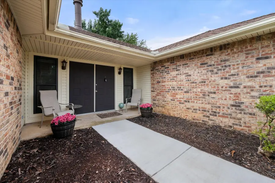 7016 Greenspring Drive, Arlington, TX 76016 - #2