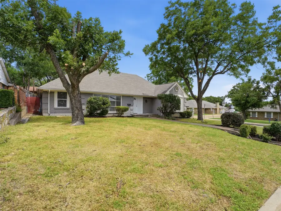 2121 Canton Drive, Fort Worth, TX 76112 - #2