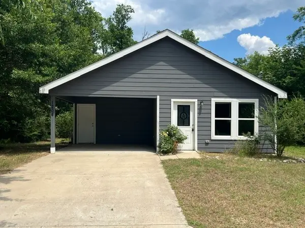 1204 Craddock Street, Commerce, TX 75428