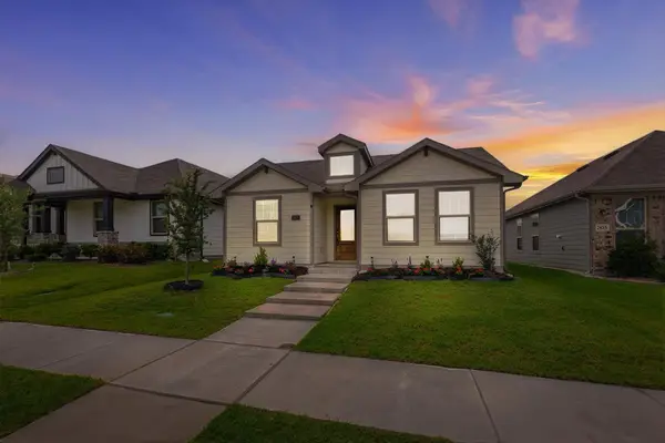 2821 Bursera Lane, Fort Worth, TX 76108
