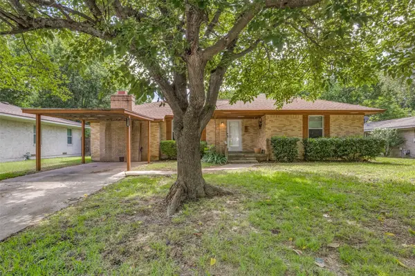 1306 Magnolia Street, Gainesville, TX 76240
