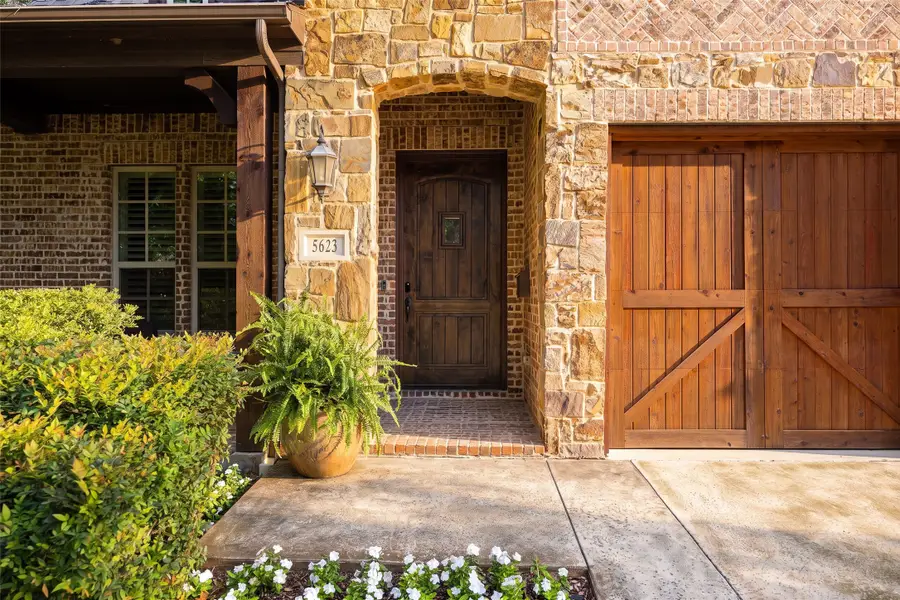 5623 Matalee Avenue, Dallas, TX 75206 - #3