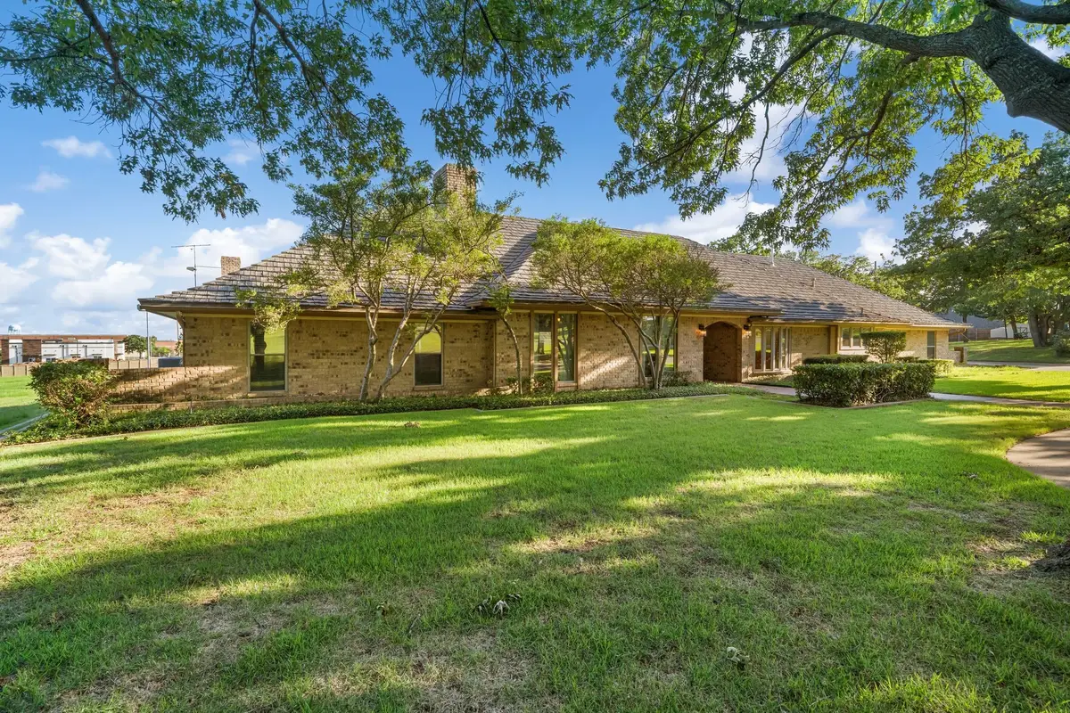 8920 Martin Drive, North Richland Hills, TX 76182 - #1