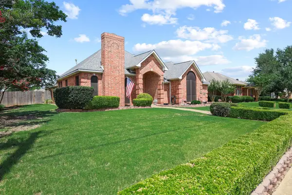 4201 Spurwood Drive, Carrollton, TX 75010