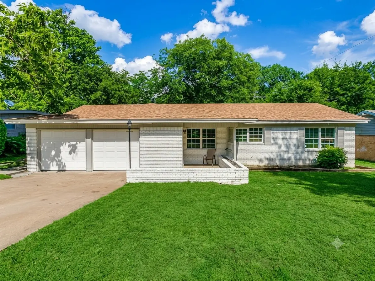 3821 Bonnie Drive, Fort Worth, TX 76116 - #1