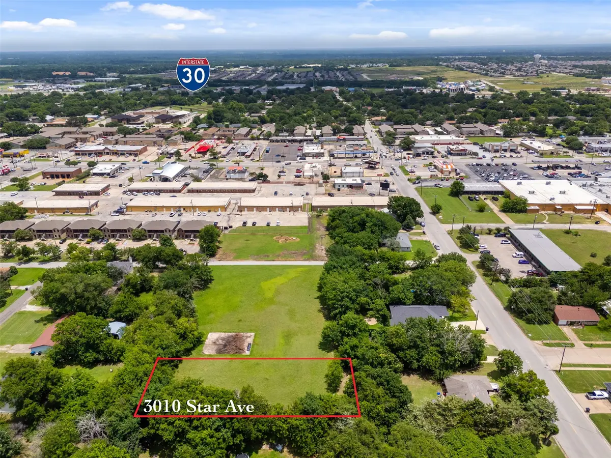 3010 Star Avenue, Greenville, TX 75402 - #1