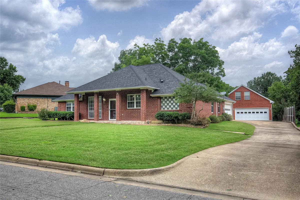 900 River Oaks Drive, Greenville, TX 75402 - #1