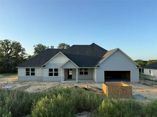 277 Zebrastone Way, Poolville, TX 76487