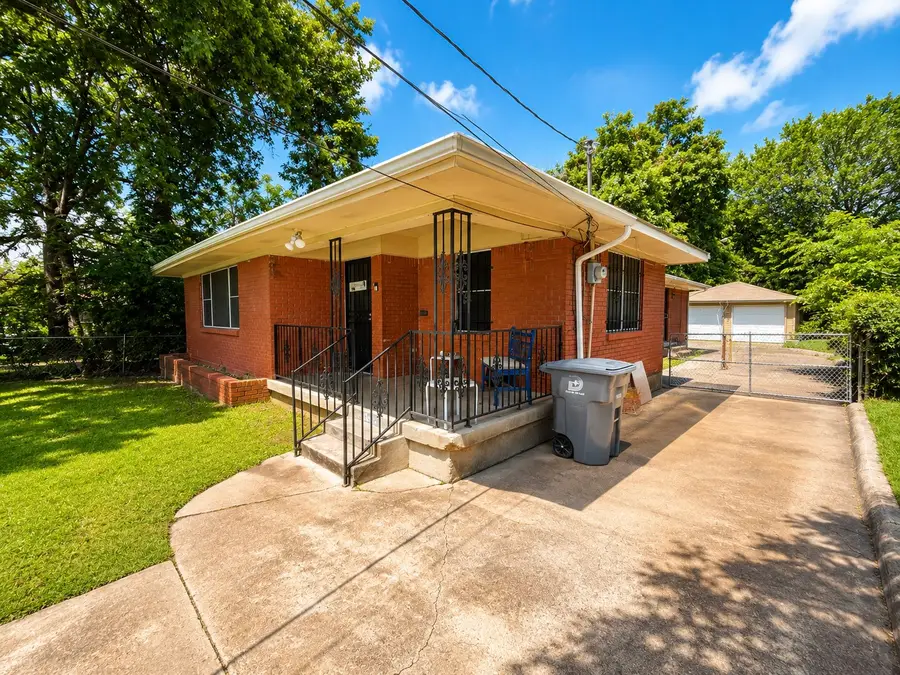 3023 Carpenter Avenue, Dallas, TX 75215 - #3