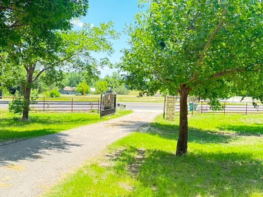 2621 Fm 1827, McKinney, TX 75071 - #3