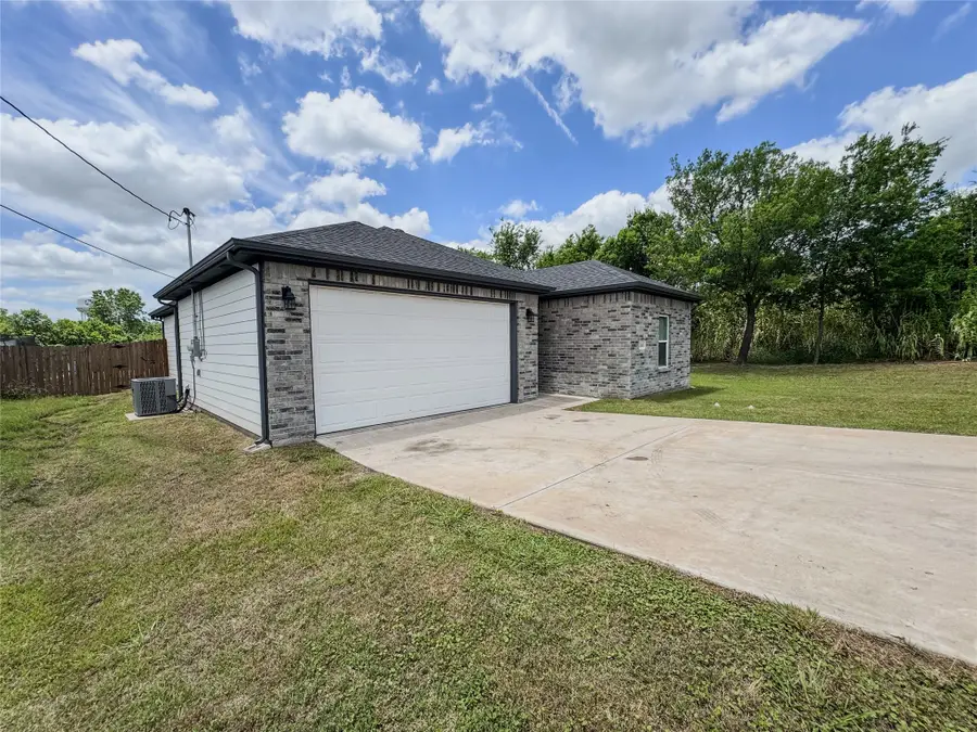 3105 Spencer Street, Greenville, TX 75401 - #3
