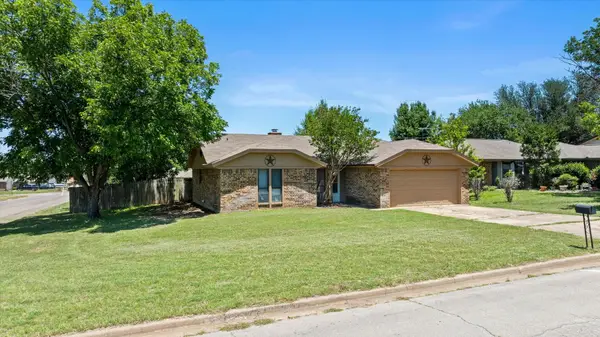 323 Moonlight Trail, Stephenville, TX 76401