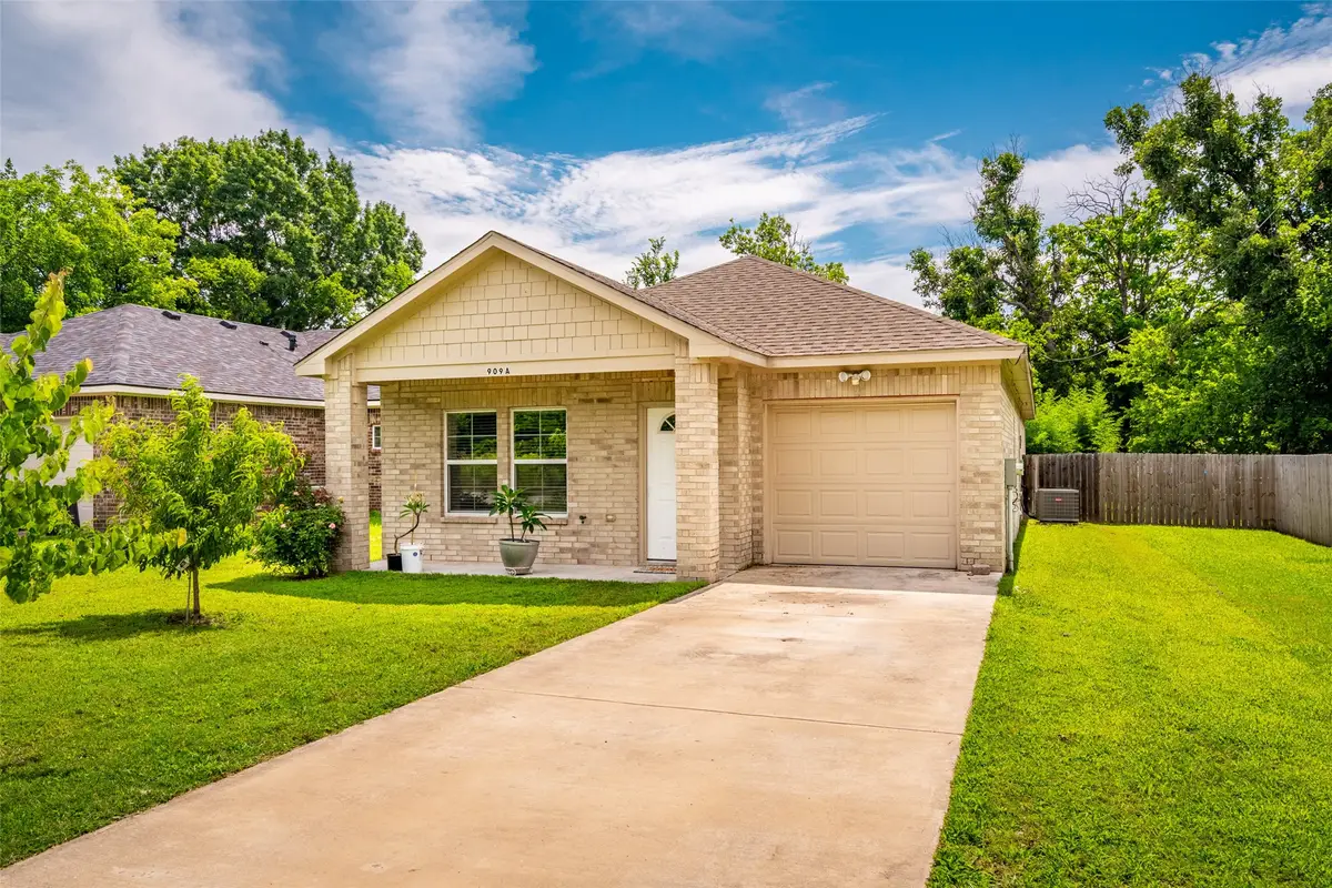 909 S Frances Street #A, Terrell, TX 75160 - #1