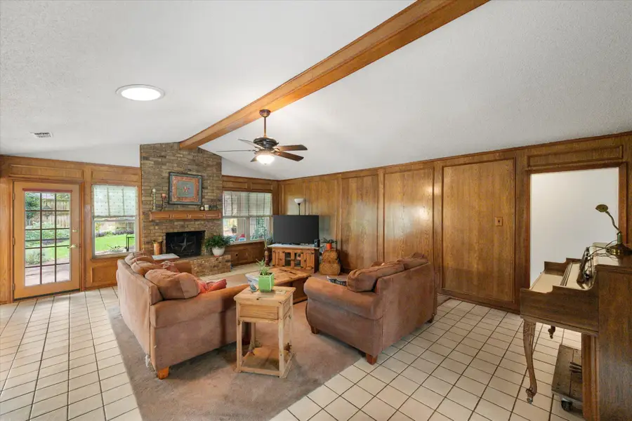 1018 Auburn Drive, Arlington, TX 76012 - #3