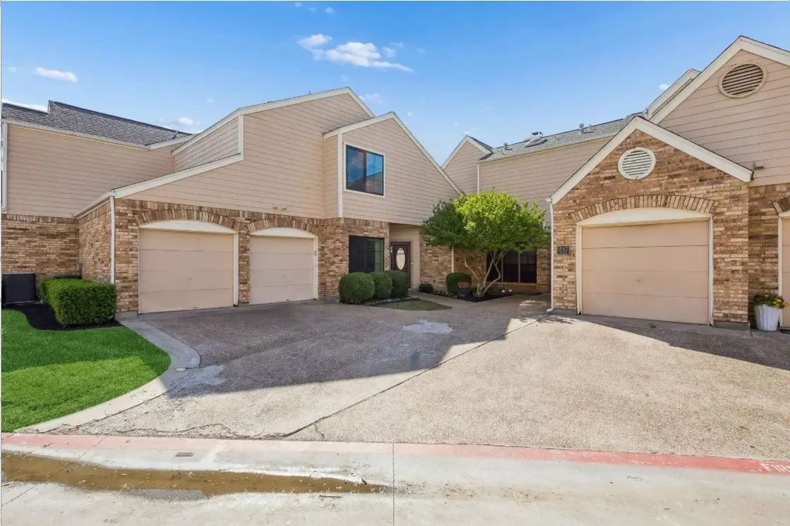 217 Cimarron Trail #5, Irving, TX 75063 - #1