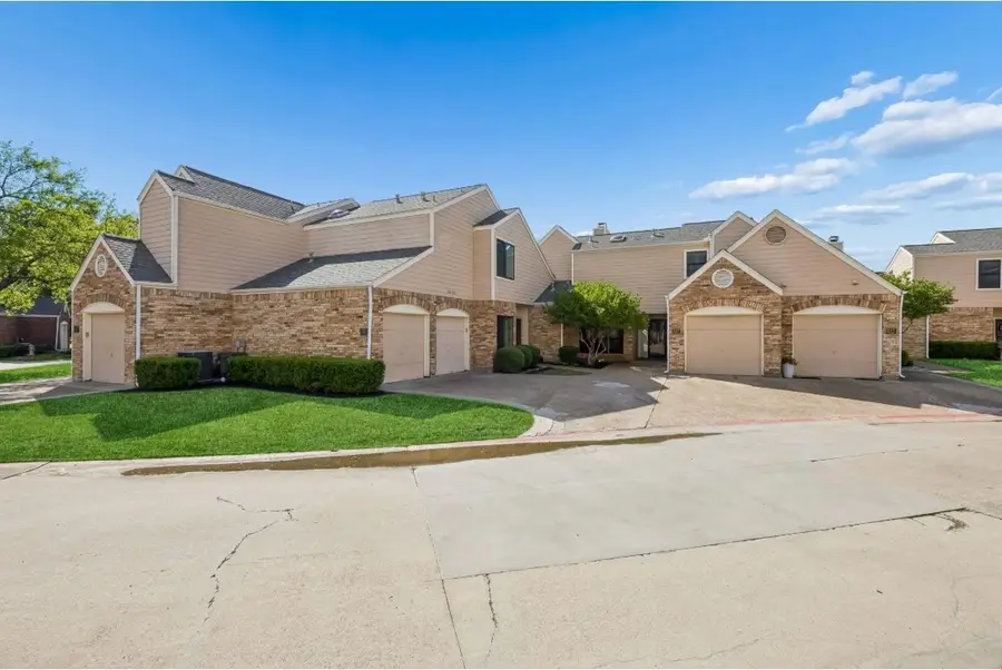217 Cimarron Trail #5, Irving, TX 75063 - #2