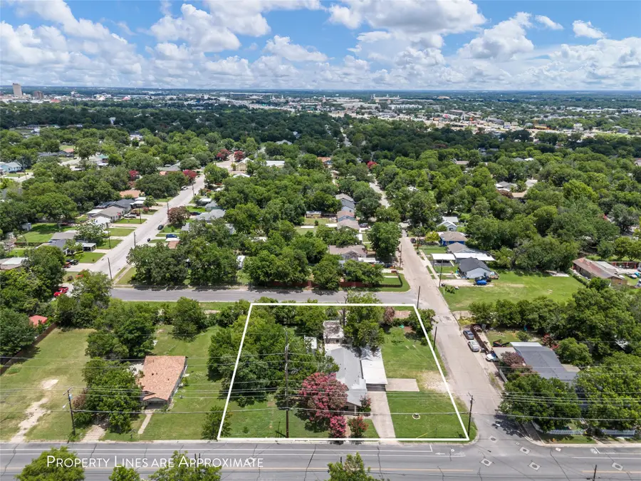 1320 S 26th Street, Waco, TX 76706 - #3
