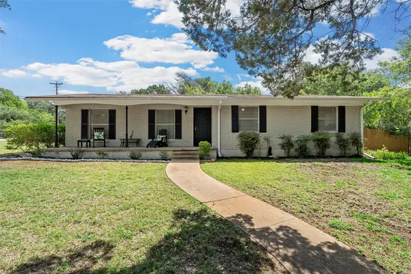 357 Sharron Drive, Woodway, TX 76712