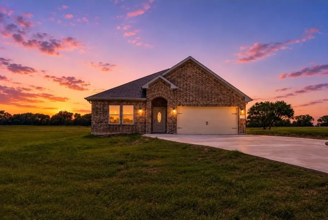 1948 County Road 1255, Savoy, TX 75479 - #1