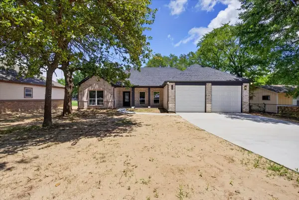 138 Bedfords Bend, Gun Barrel City, TX 75156