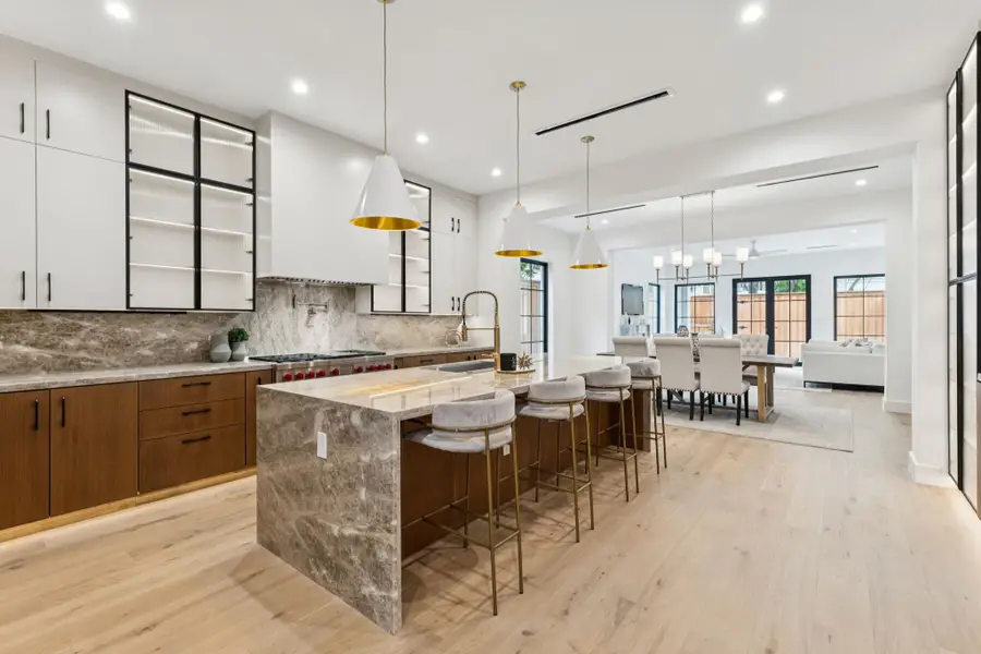 4037 Hawthorne Avenue, Dallas, TX 75219 - #2