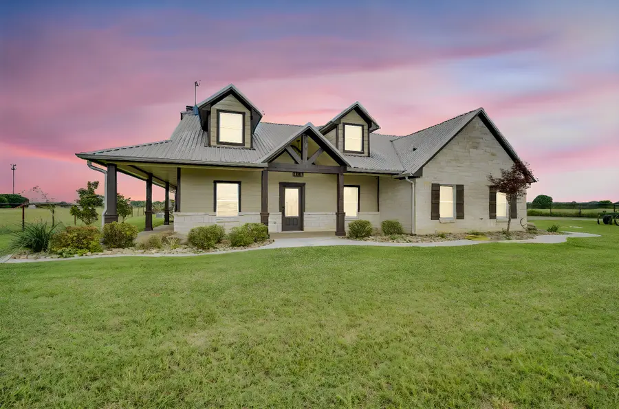 61 Rockett Lane, Pecan Hill, TX 75154 - #2