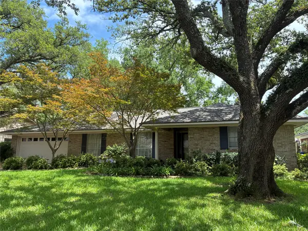 7317 Camelback Drive, Shreveport, LA 71105