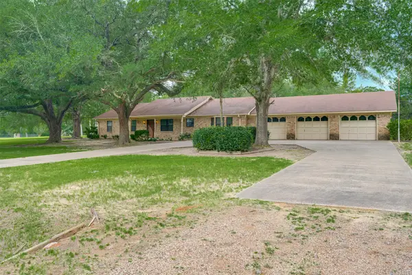 8798 Hill N Dale Road, Tyler, TX 75709