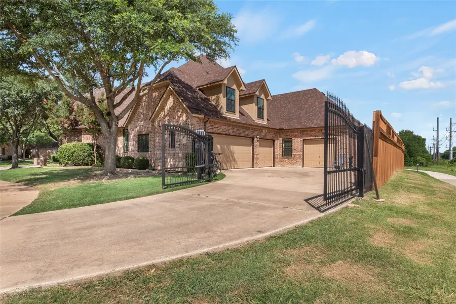 8300 Southridge Court, North Richland Hills, TX 76182 - #3