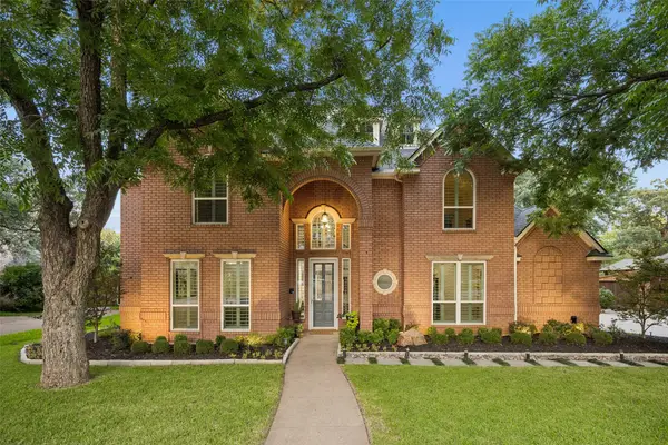 5617 Hunterwood Lane, Arlington, TX 76017