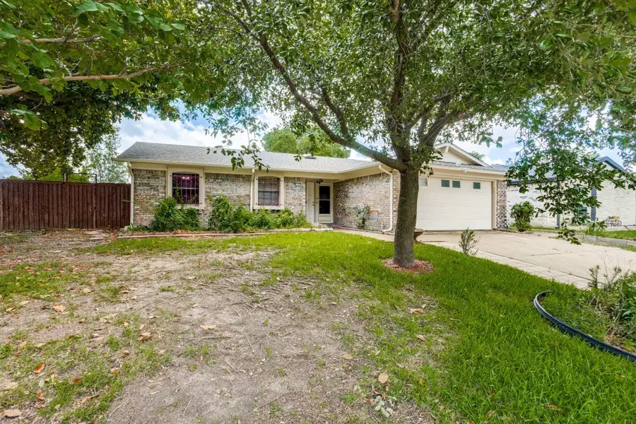 1702 Pine Knot Drive, Garland, TX 75044 - #2