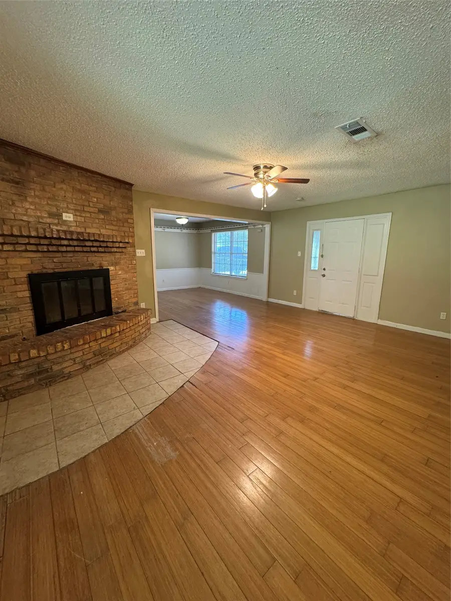512 E Willow Lane, Princeton, TX 75407 - #3