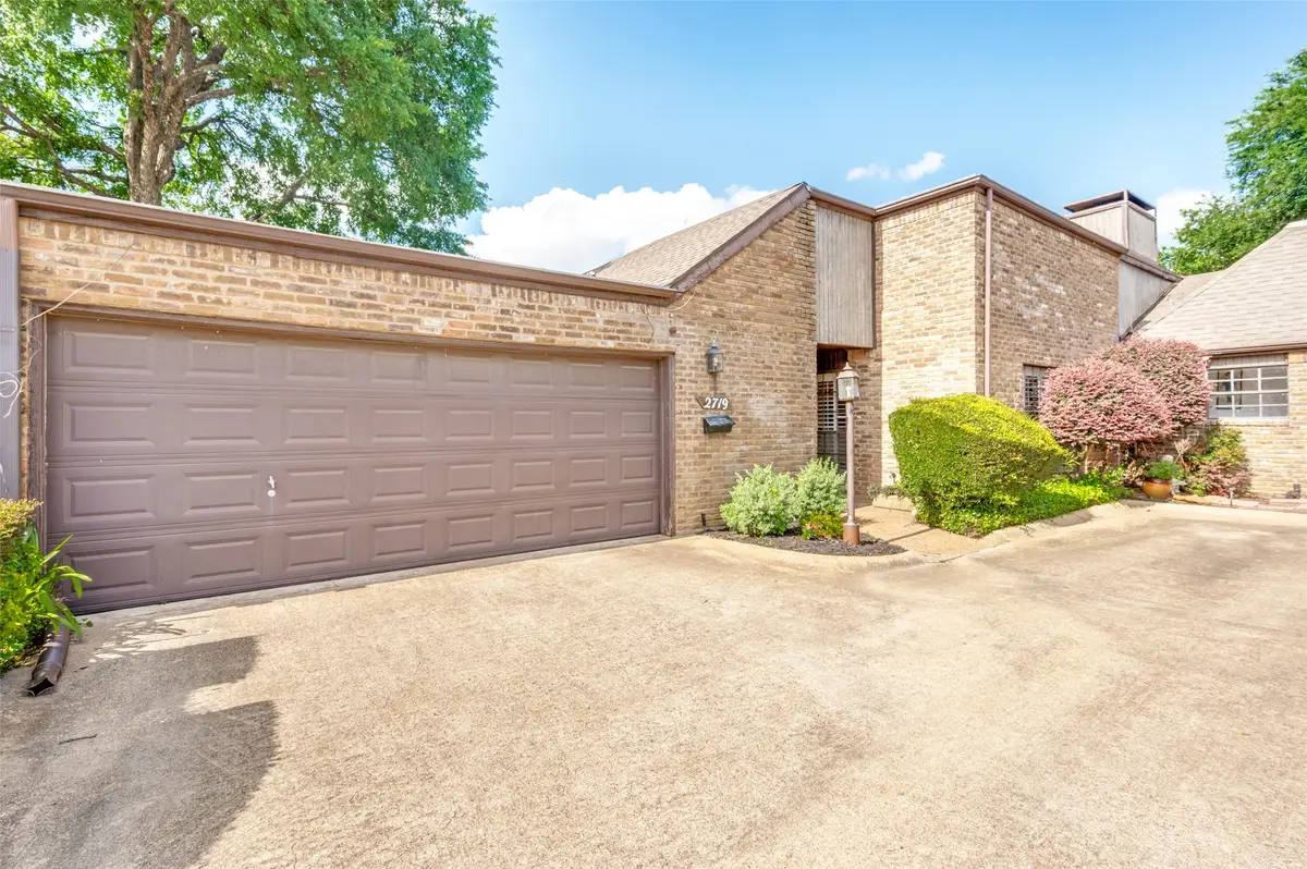 2719 Fairway Park Street, Grand Prairie, TX 75050 - #1