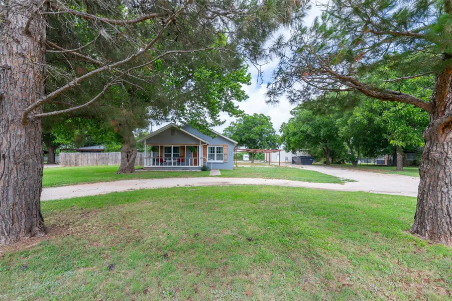 302 Sayles Avenue, Tuscola, TX 79562 - #2