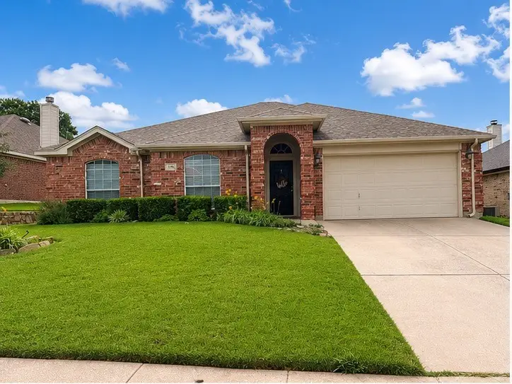 1100 Linden Drive, Burleson, TX 76028 - #1