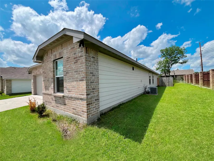 102 Doma Avenue, Greenville, TX 75402 - #3