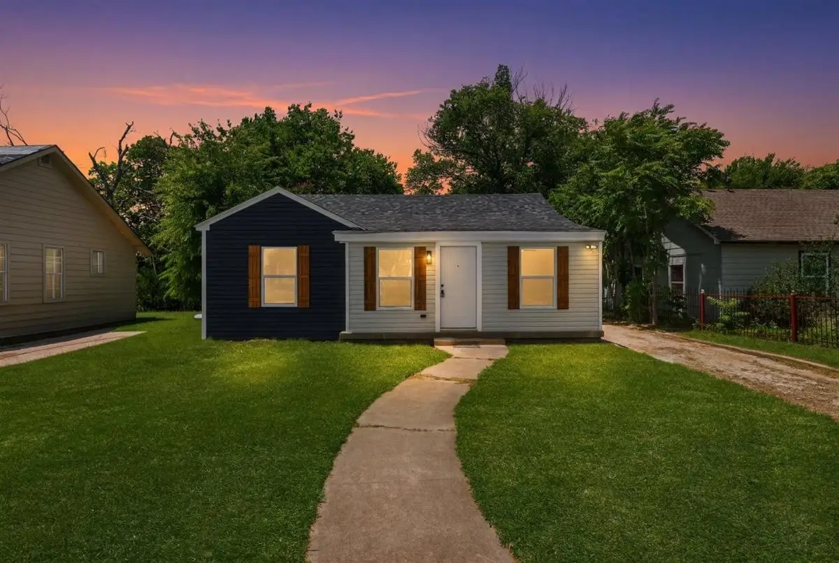 612 Clairemont Avenue, Fort Worth, TX 76103 - #1