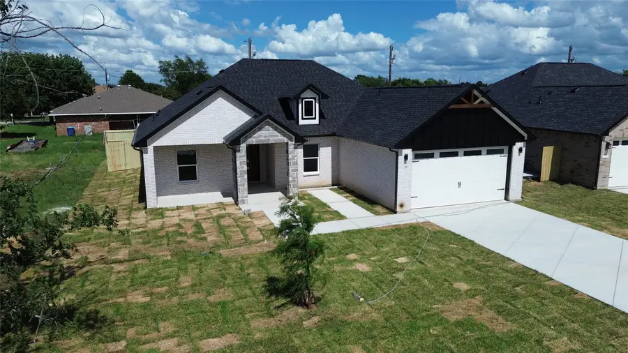 308 Backlash Drive, Gun Barrel City, TX 75156 - #2