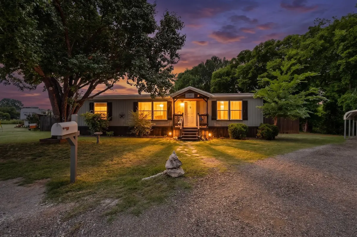 5800 Archery Court, Granbury, TX 76048 - #1