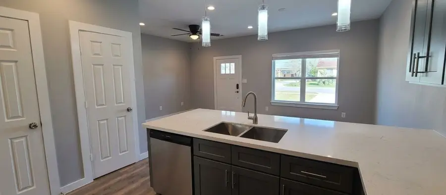 9114 Caddo Road #A & B, Houston, TX 77078 - #3