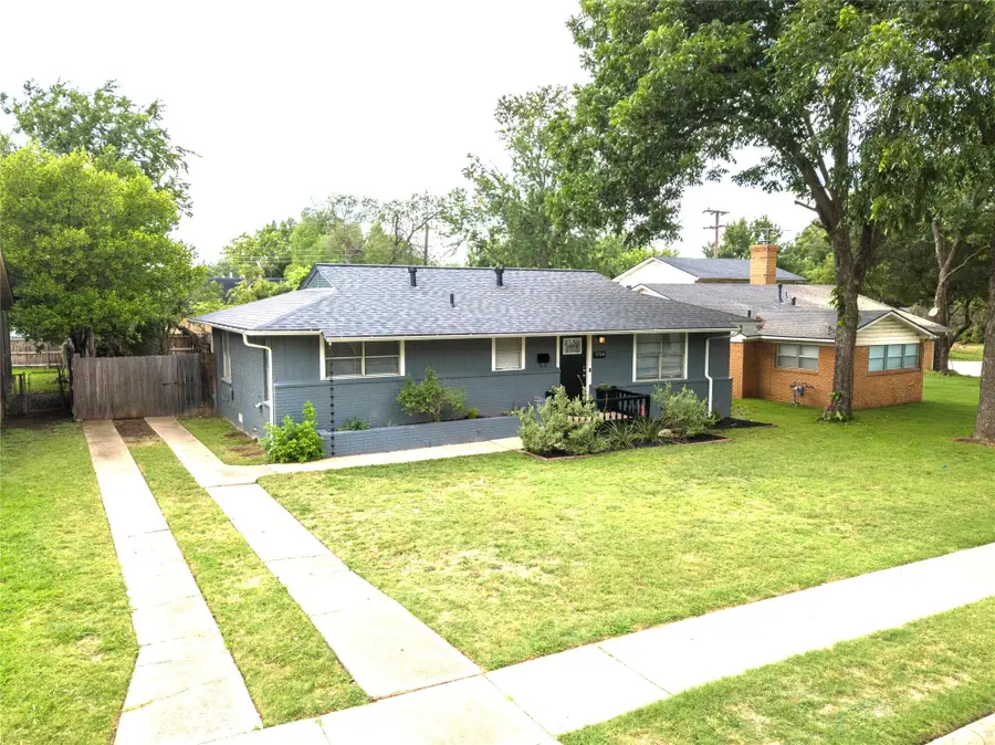 3704 Stadium Drive, Fort Worth, TX 76109 - #2