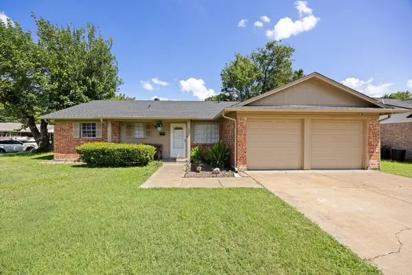 401 Langley Avenue, Everman, TX 76140
