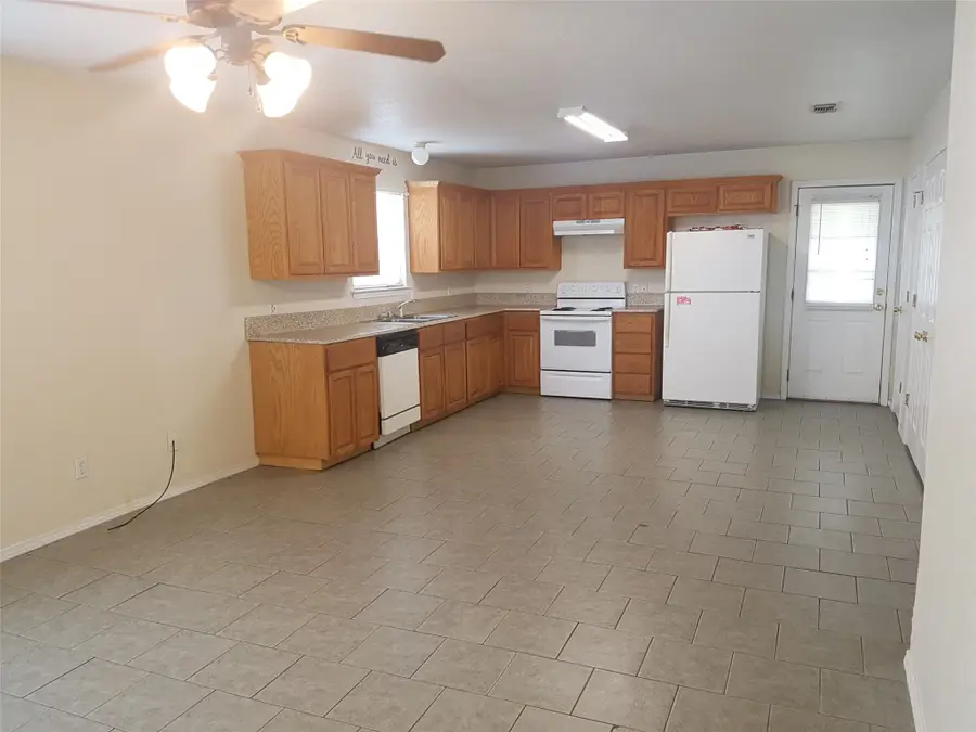 309 S Blue Jay Court, Weatherford, TX 76088 - #2