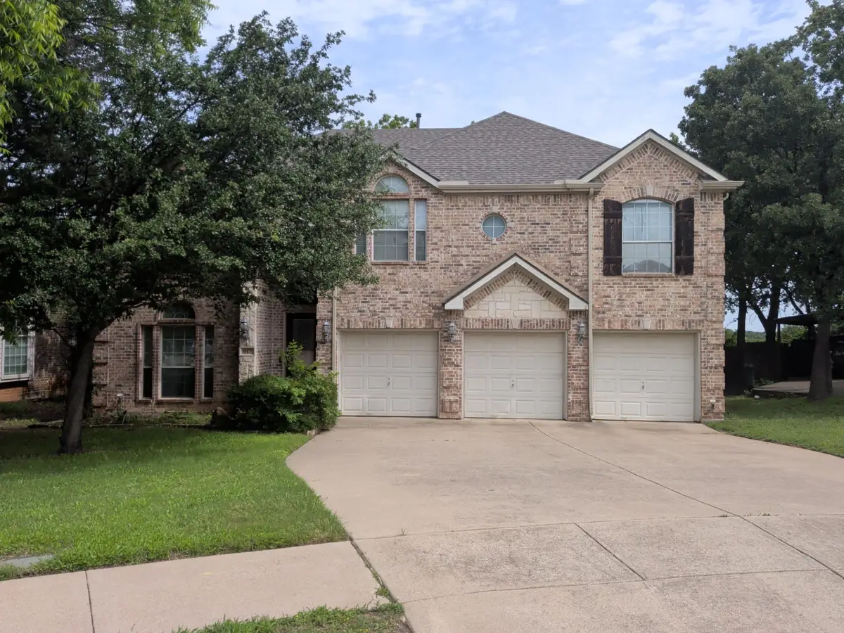 917 Greenfield Court, Kennedale, TX 76060 - #1